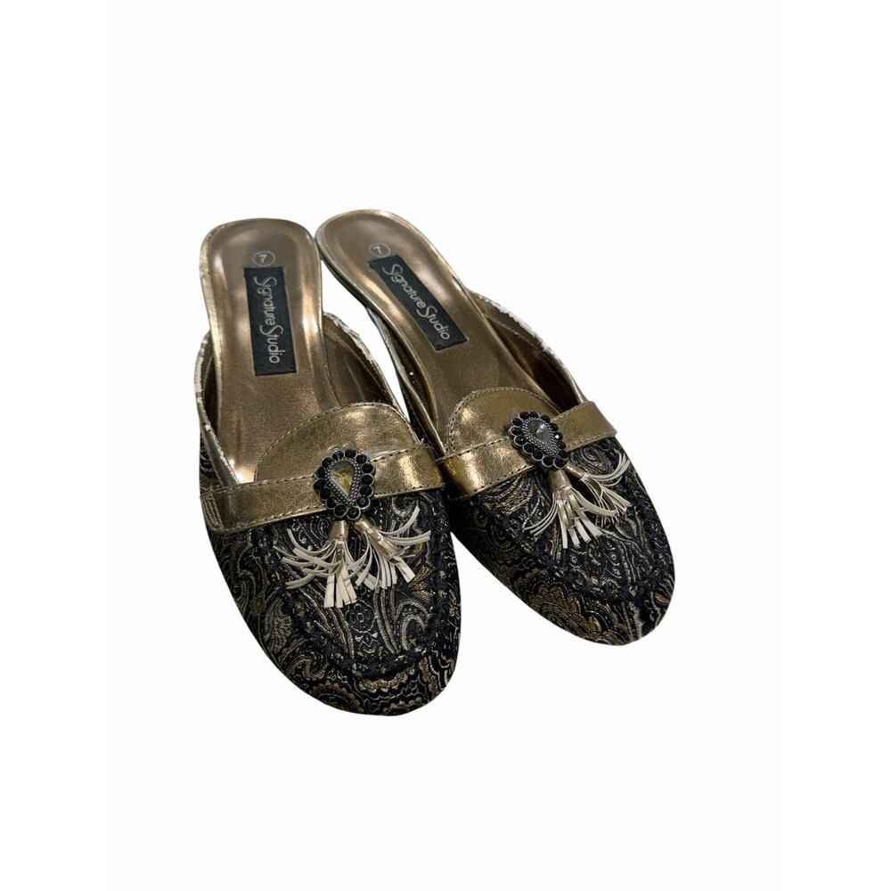 Enzo Angiolini Women's 7 Tasseled Kitten Heel Mule Slides Tapestry Feather Jewel